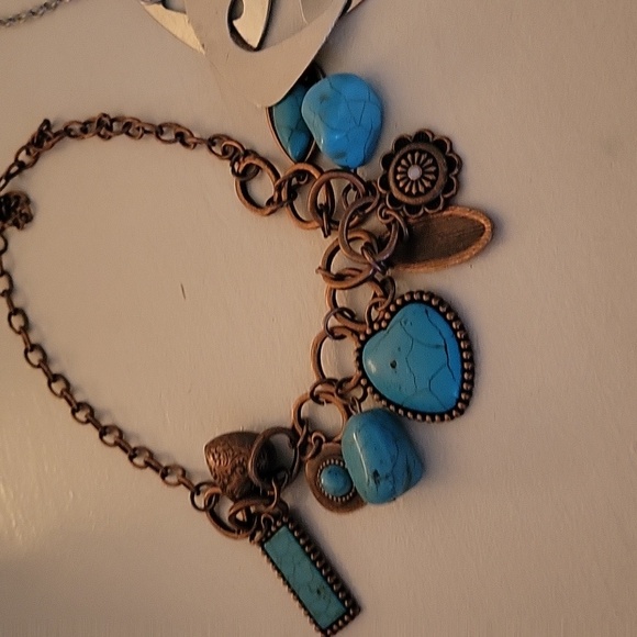 Necklaces - Picture 2 of 4